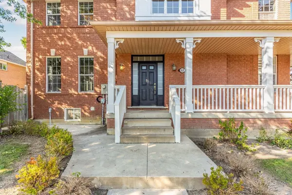 52 Brock DR, Brampton, ON L6P 1A2