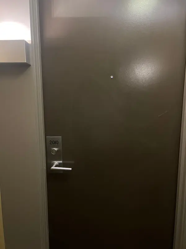 15 Zorra ST #2010, Toronto W08, ON M8Z 4Z6