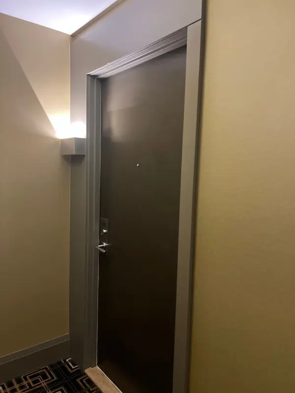 15 Zorra ST #2010, Toronto W08, ON M8Z 4Z6