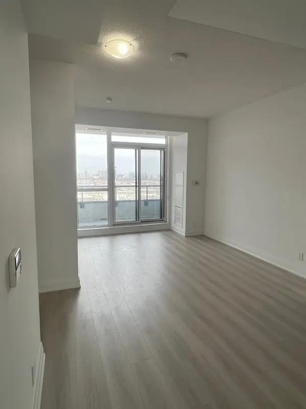 15 Zorra ST #2010, Toronto W08, ON M8Z 4Z6