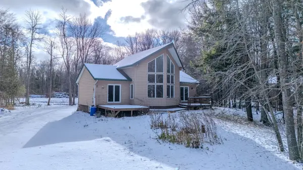 685 Kidd RD, Beckwith, ON K0A 1B0