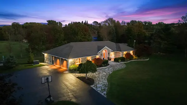 447 Union ST, Meaford, ON N4L 1W7