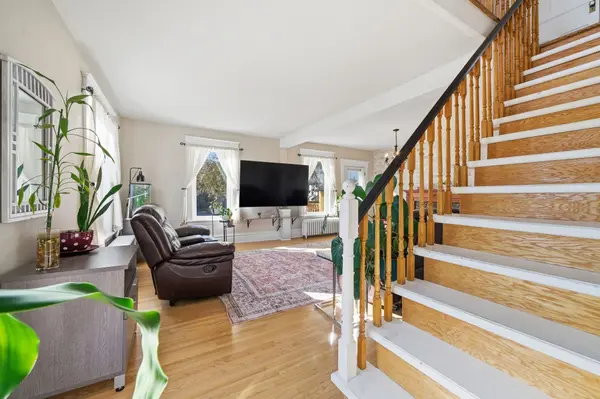 39 Trent ST N, Quinte West, ON K0K 2C0