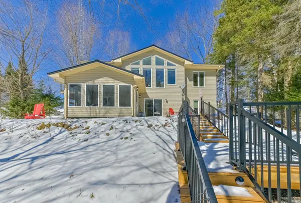 1099 Summer LN, Minden Hills, ON K0M 2K0