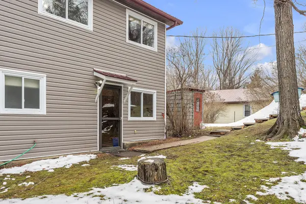 245 Taggart LN, Rideau Lakes, ON K0G 1X0