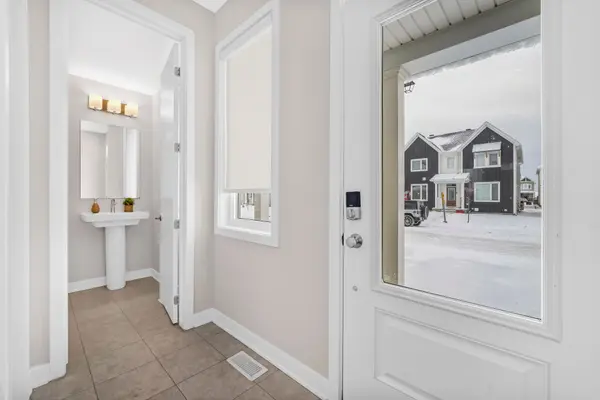 30 CHASING GRV, Stittsville - Munster - Richmond, ON K0A 2Z0