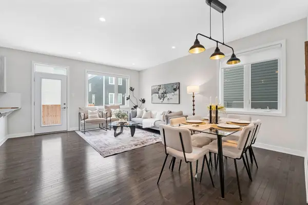 30 CHASING GRV, Stittsville - Munster - Richmond, ON K0A 2Z0