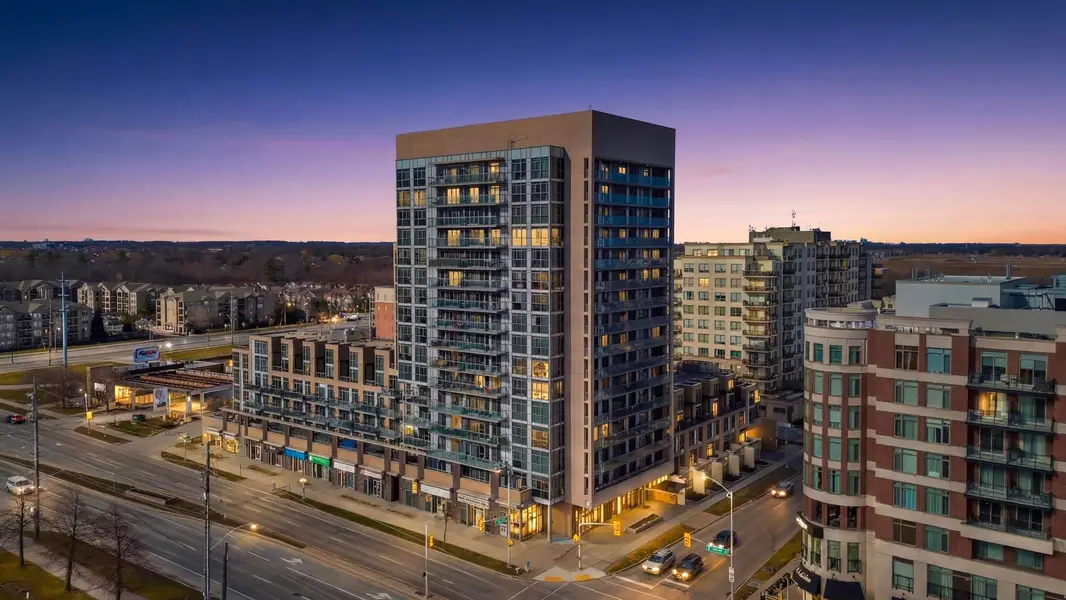 1940 Ironstone DR #1507, Burlington, ON L7L 0E4