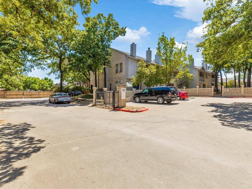 1501 Cedar Elm Drive #205, Euless, TX 76039