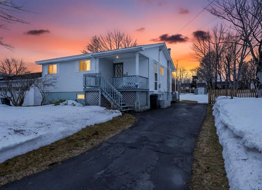 24 Firgreen Avenue, Mount Pearl, NL A1N1T7