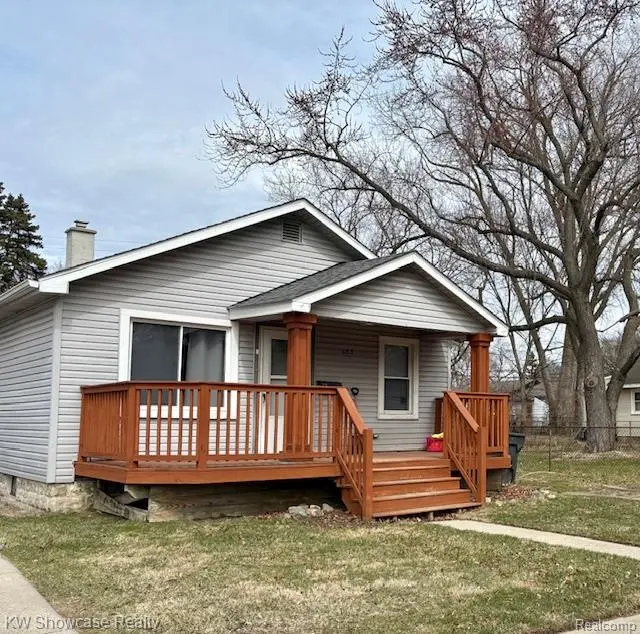 683 E Mansfield AVE, Pontiac, MI 48340