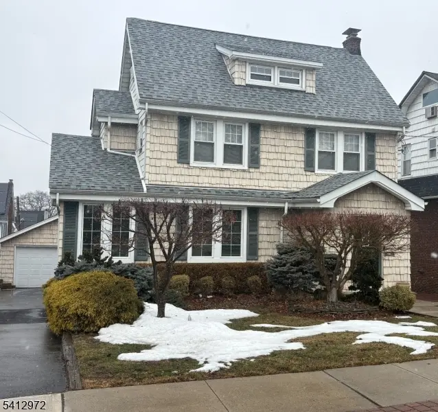 5 Hamilton Ave, Kearny Town, NJ 07032