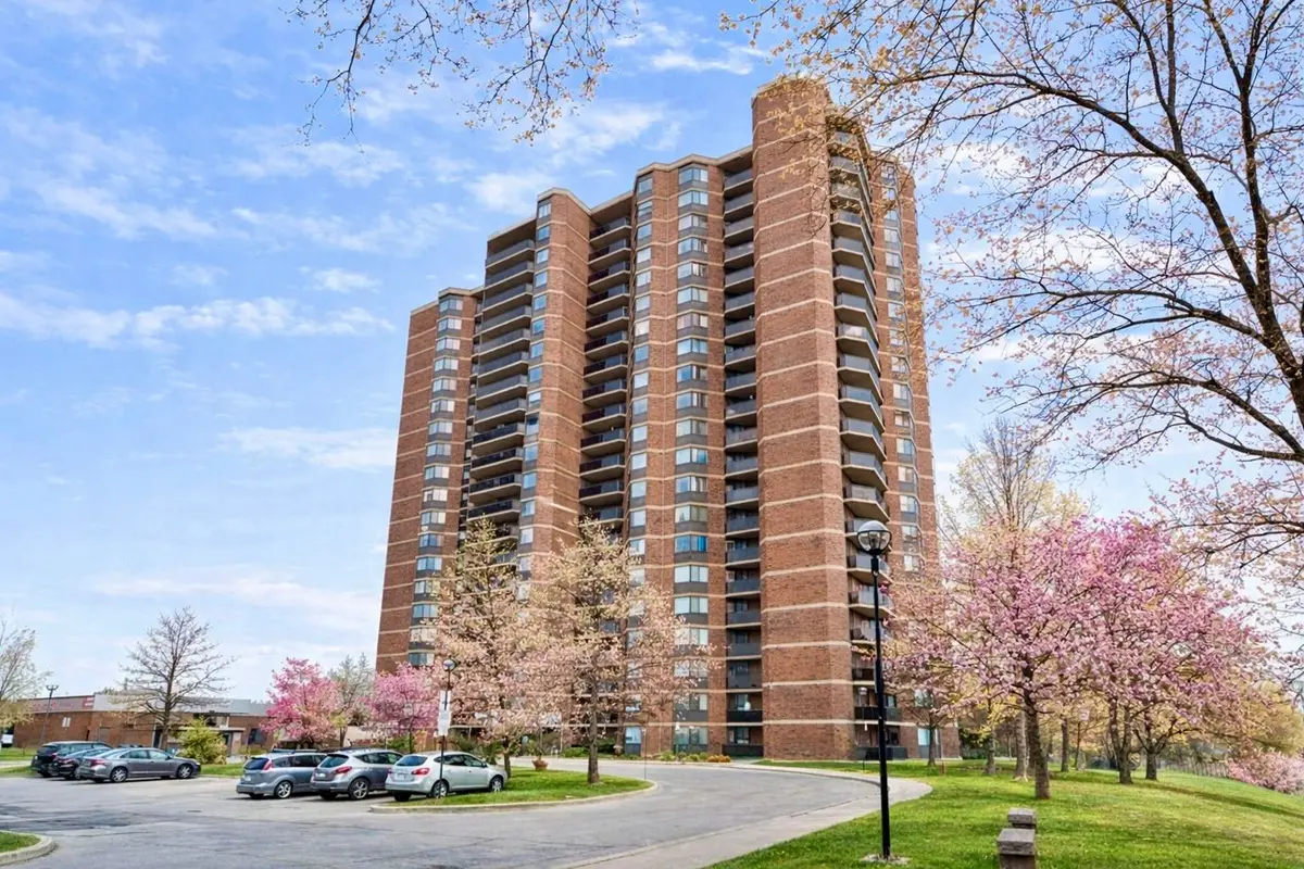 234 Albion RD #1907, Toronto W10, ON M9W 6A5