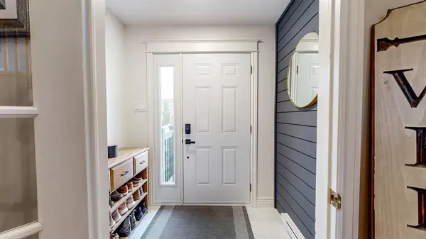 49 Dawsons Run, Conception Bay South, NL A1W 3J4