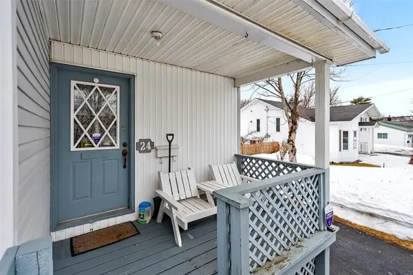 24 Firgreen Avenue, Mount Pearl, NL A1N1T7