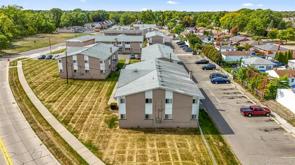 600 Harrison BLVD, Lincoln Park, MI 48146