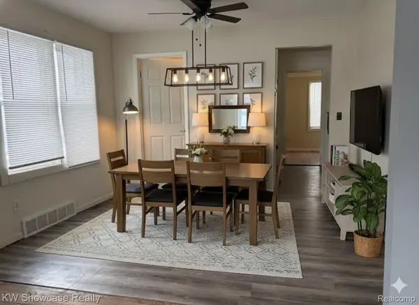 683 E Mansfield AVE, Pontiac, MI 48340