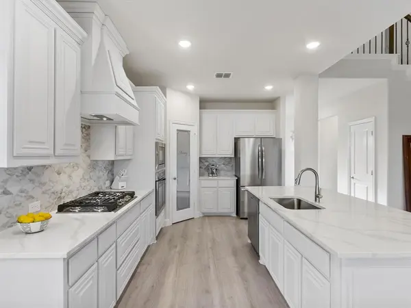 1032 Cedar River Drive, Godley, TX 76044