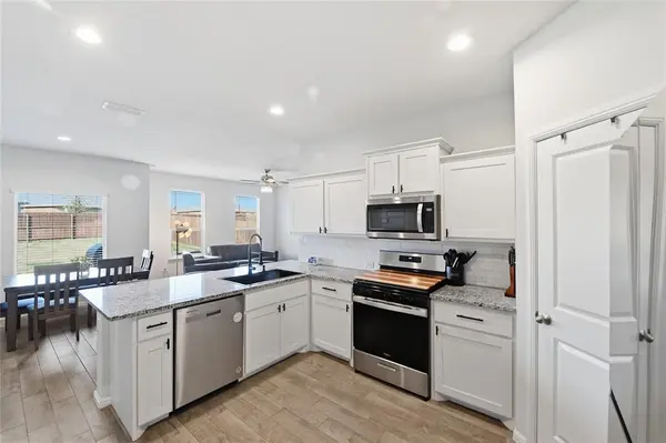 8617 Sandy Park Drive, Fort Worth, TX 76179