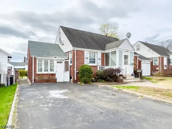 68 17Th Ave, Elmwood Park Boro, NJ 07407
