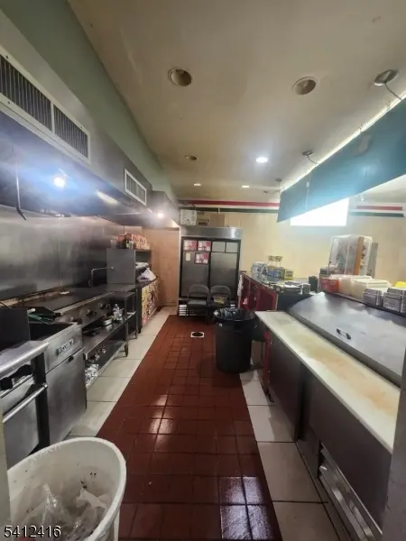 1011 E 2Nd St, Plainfield City, NJ 07062