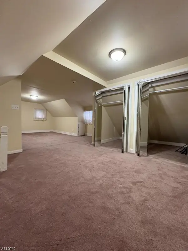 5 Hamilton Ave, Kearny Town, NJ 07032