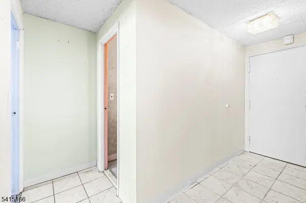 170 Lafayette Ave #6A, Passaic City, NJ 07055