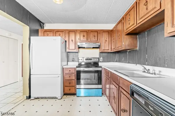 170 Lafayette Ave #6A, Passaic City, NJ 07055