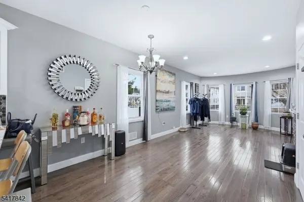 909-911 Monroe Ave, Elizabeth City, NJ 07201