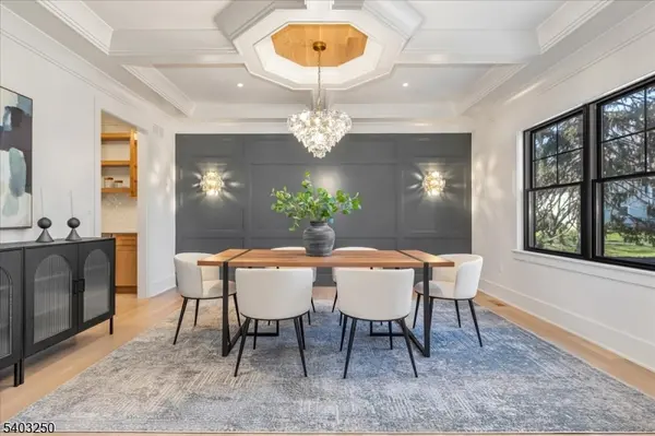 1822 North Gate, Scotch Plains Twp., NJ 07076