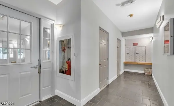 446 Passaic St #3F, Hackensack City, NJ 07601