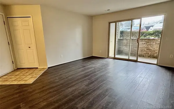 2605 Greenstone BLVD APT 201 ST, Auburn Hills, MI 48326