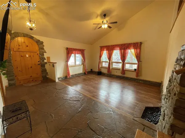 311 Panther CT, Woodland Park, CO 80863