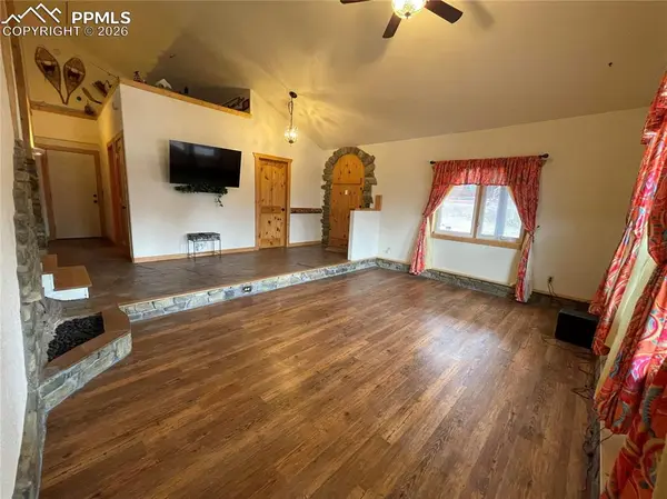 311 Panther CT, Woodland Park, CO 80863