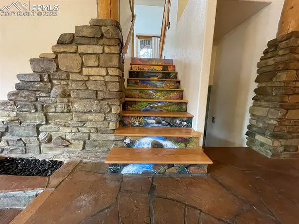 311 Panther CT, Woodland Park, CO 80863