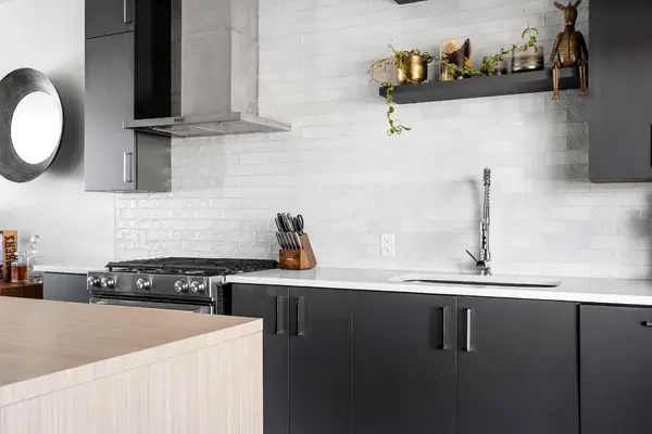 379 Prospect DR, Fort Mcmurray, AB T9K 0T8