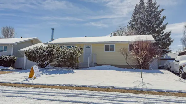 2109 17 AVE, Didsbury, AB T0M0W0