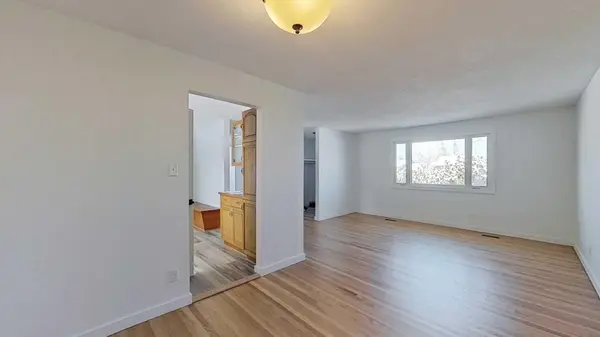 2109 17 AVE, Didsbury, AB T0M0W0