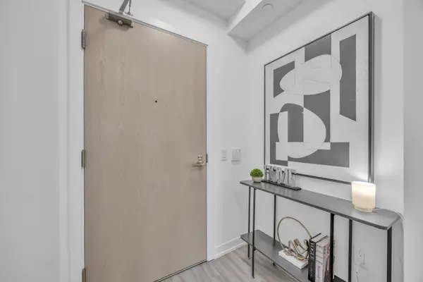 55 Cooper ST #1905, Toronto C08, ON M5E 0G1