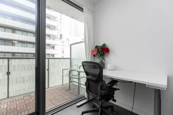 50 Charles ST E #1108, Toronto C08, ON M4Y 0C3