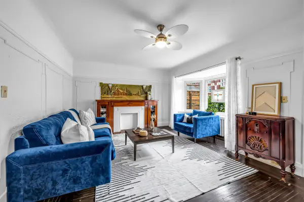 358 Roxton RD, Toronto C01, ON M6G 3R2