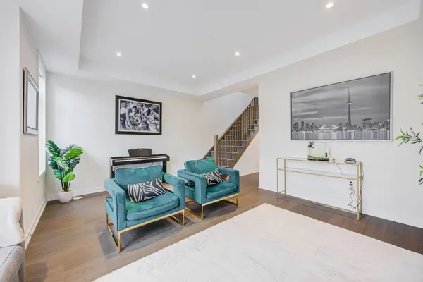 250 Finch AVE #29, Pickering, ON L1V 0G6