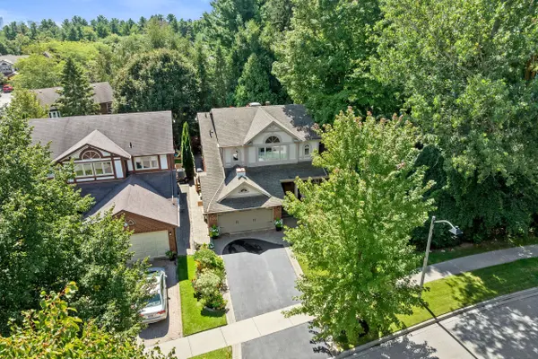 2120 Lynn Heights DR, Pickering, ON L1X 2S1