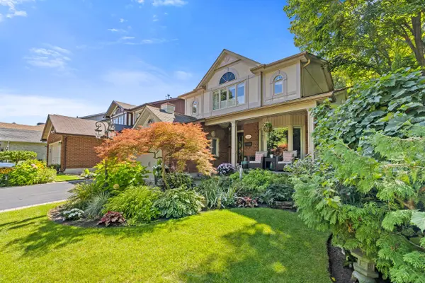 2120 Lynn Heights DR, Pickering, ON L1X 2S1