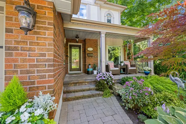 2120 Lynn Heights DR, Pickering, ON L1X 2S1