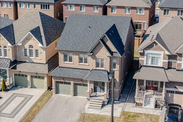 138 Alistair CRES, Vaughan, ON L4H 4T7