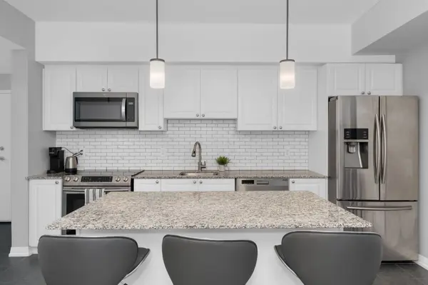 300 ESSA RD #309, Barrie, ON L9J 0B9