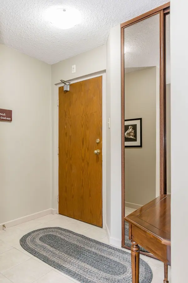 181 Collier ST #208, Barrie, ON L4M 5L6