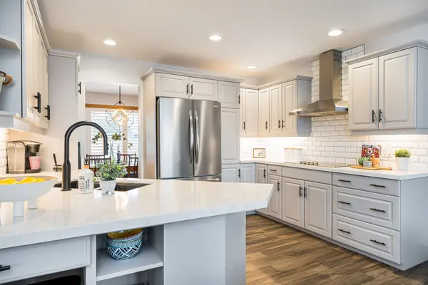 154 Mary ST, Clearview, ON L0M 1G0