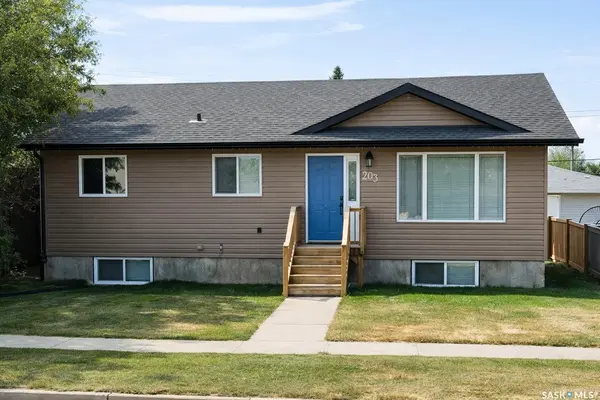 203 3rd AVENUE E,  Shellbrook,  SK S0J 2E0